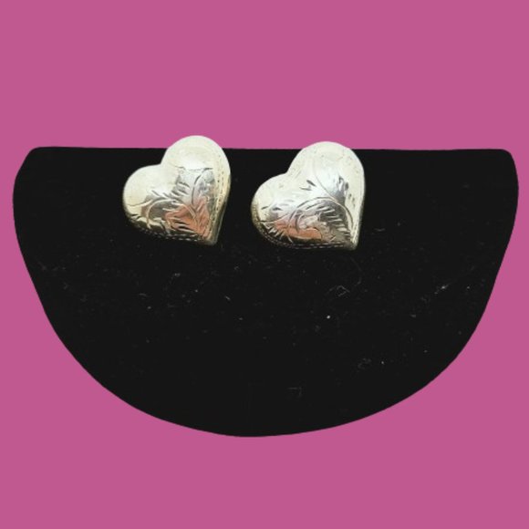 Vintage Engraved Hearts 925 Sterling Silver Earrings - Picture 1 of 7